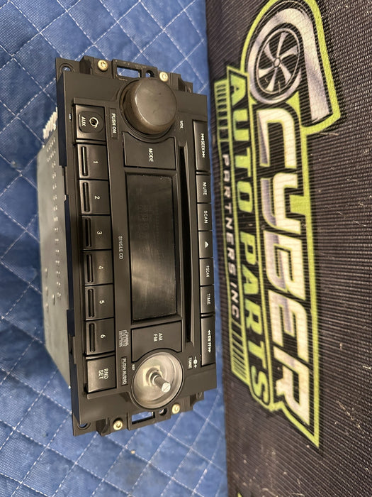 2006-2008 DODGE RAM 3500 RADIO CD PLAYER TUNER RECEIVER P 05064173AI