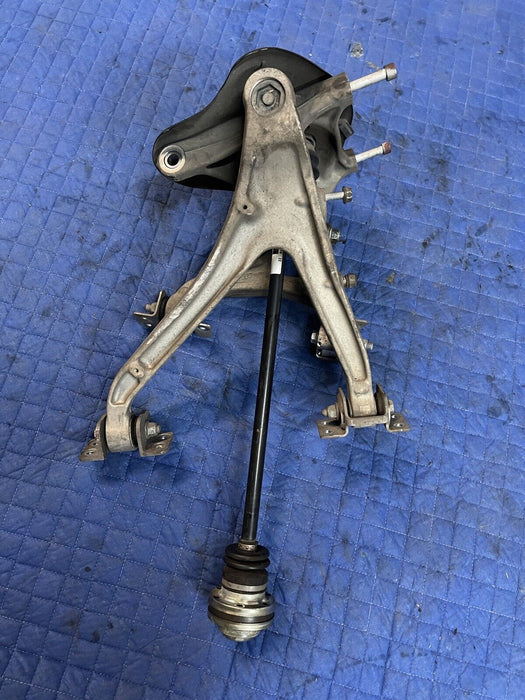 2012 AUDI R8 4.2L V8 OEM FRONT LEFT SUSPENSION KNUCKLE CONTROL ARM W/ AXLE