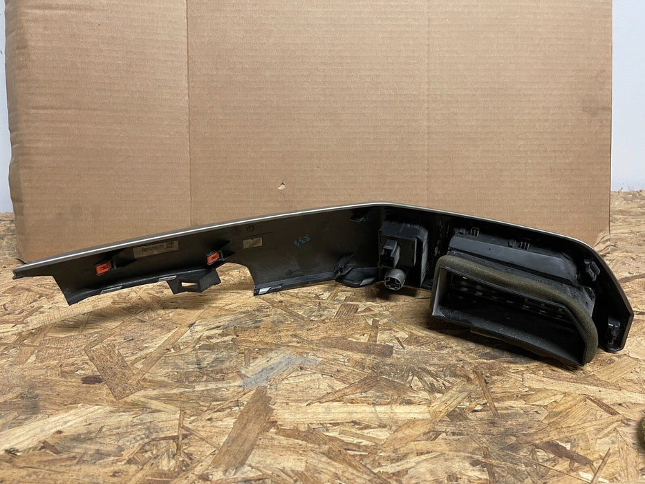 2017-2019 FORD F250 F350 PLATINUM PASSENGER RIGHT SIDE CENTER DASH AIR VENT TRIM