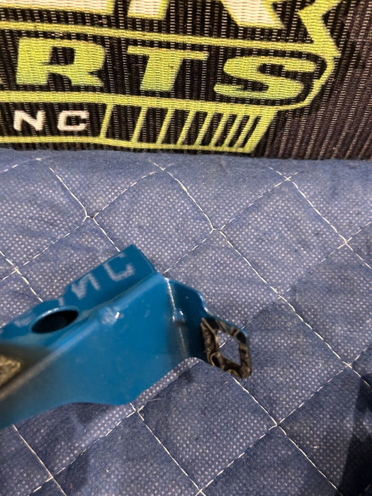 2015-2020 BMW M4 F82 FRONT LEFT FENDER MOUNTING BRACKETS (3) 41 35 8 055 703