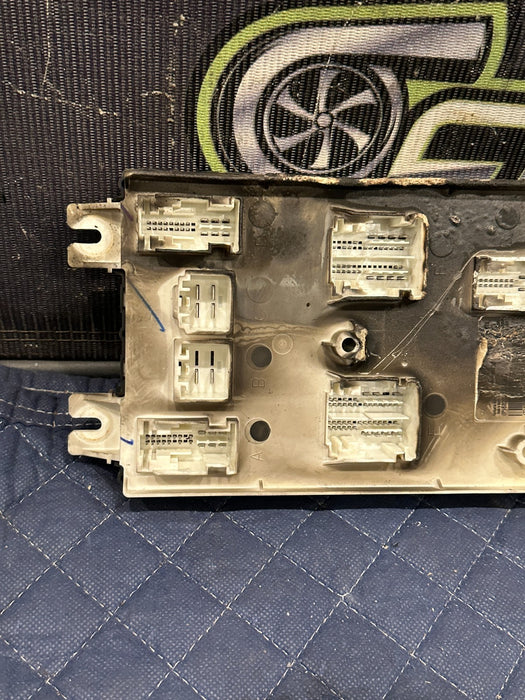 2015 DODGE RAM 2500 BCM BODY CONTROL MODULE UNIT OEM *INTERNALS ARE GOOD*