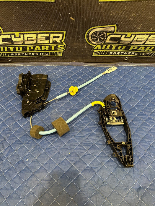 2024 BMW M3 M4 G80 G82 FRONT RIGHT DOOR LOCK ACTUATOR OEM 51217445044