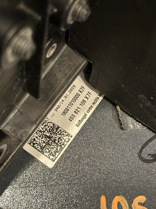 2021 AUDI R8 KEMORA GRAY PASSENGER RIGHT FENDER PANEL W FOAM ASSEMBLY OEM