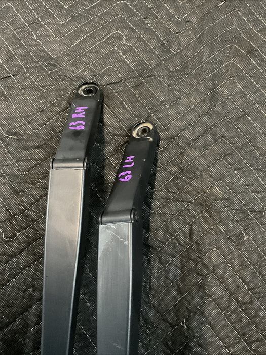 2016 NISSAN TITAN XD WINDSHIELD WIPER ARMS PAIR OEM
