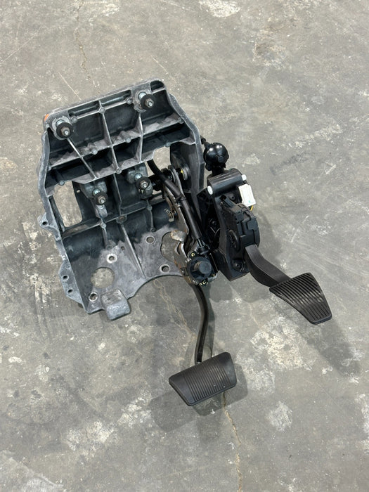 2021 RAM 2500 LARAMIE GAS BRAKE PEDAL ASSEMBLY OEM