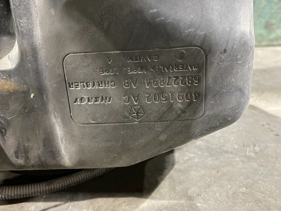 2018 DODGE RAM 3500 LARAMIE 4X4 6.7L DEF TANK DIESEL EXHAUST FLUID RESERVOIR OEM