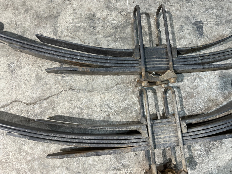 2023 FORD F250 REAR LEFT RIGHT LEAF SPRINGS OEM HC3C5A975NH HC3C 5A975