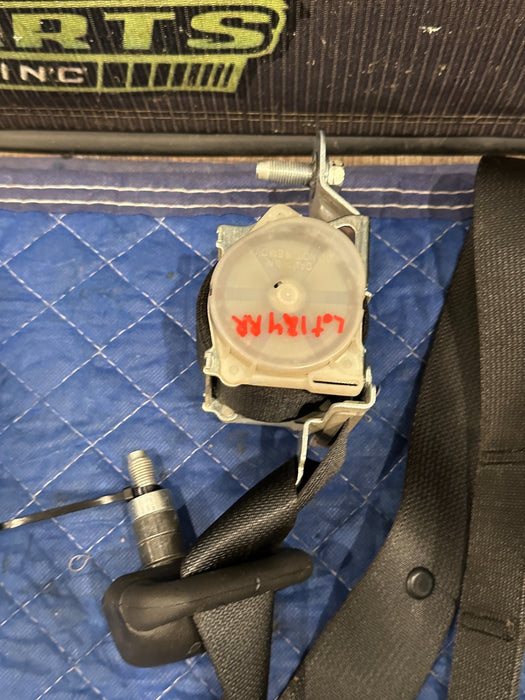 2017 NISSAN TITAN XD REAR LEFT RIGHT MIDDLE SEATBELT SET OEM