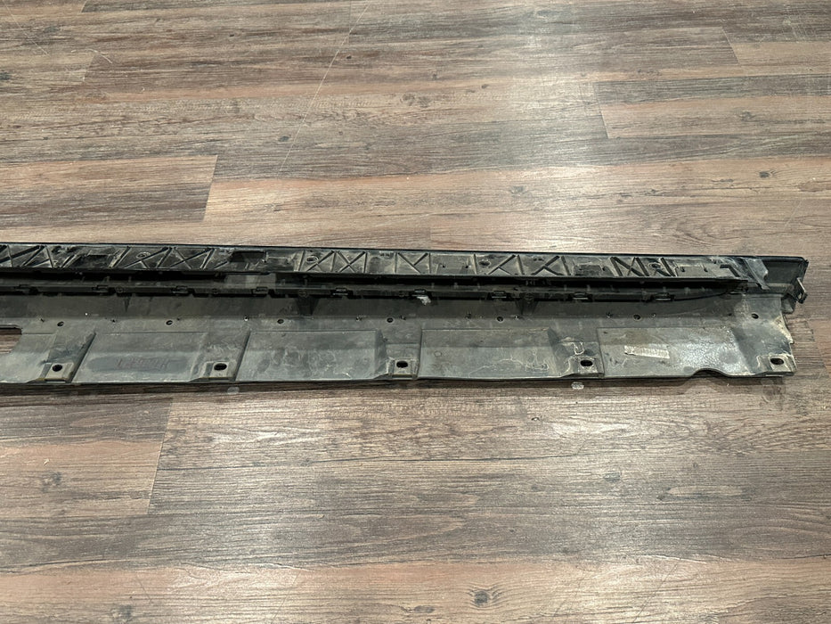 2021 AUDI R8 DRIVER LEFT CARBON FIBER SIDE SKIRT ONLY *DAMAGE/PPF FLAWS*