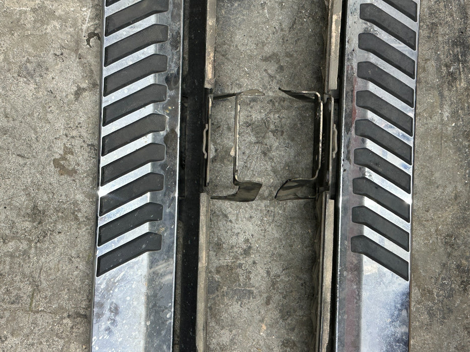 2017 FORD F250 F350 F450 RIGHT LEFT SIDE POWER RUNNING BOARD STEPs PAIR OEM