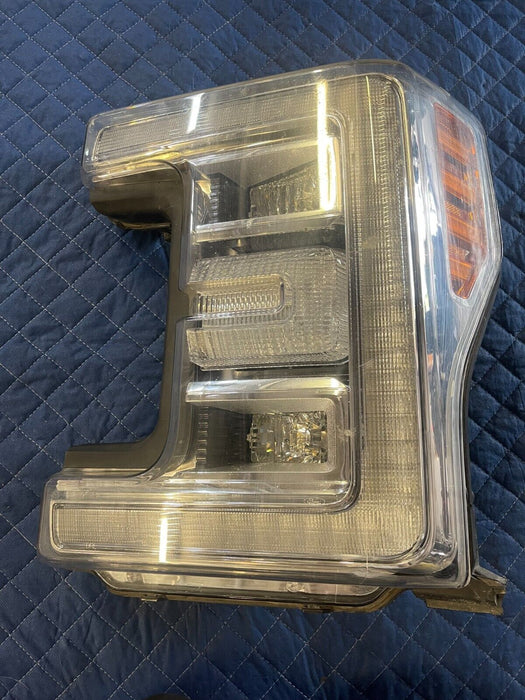 2017 2018 2019 FORD F250 F350 F450 DRIVER LEFT HEADLIGHT OEM SCRATCHES