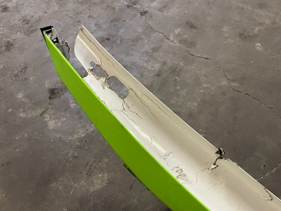 2014-2019 CORVETTE C7 FRONT DRIVER LEFT FENDER PANEL OEM *DAMAGED*