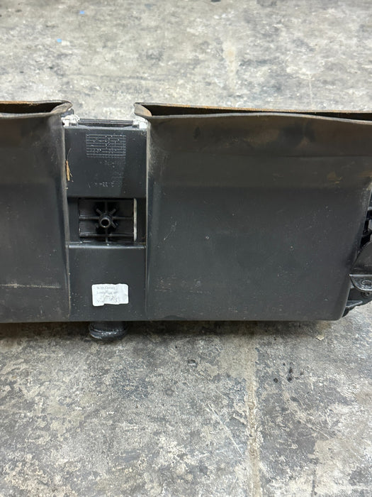 2014 AUDI R8 FRONT CENTER RADIATOR 420 121 254 B 420121254B