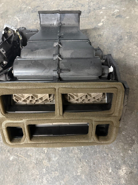 2017-2019 FORD F350 F450 DIESEL 6.7L HEATER CORE BOX HVAC OEM GL3H-19B555-FR