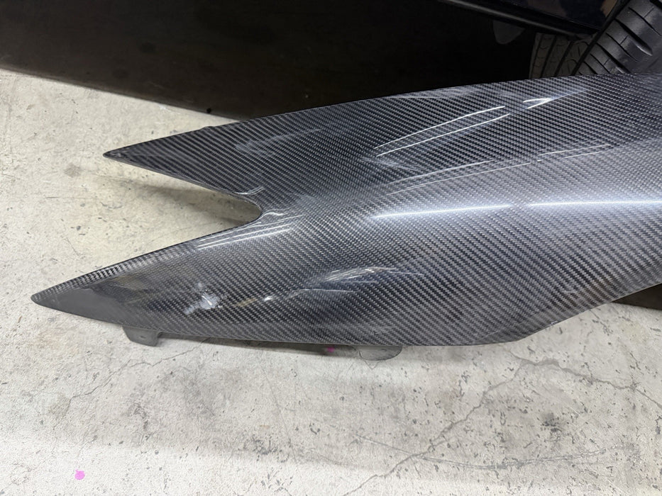 LAMBORGHINI AVENTADOR CARBON FIBER FENDER DRIVER LEFT SIDE