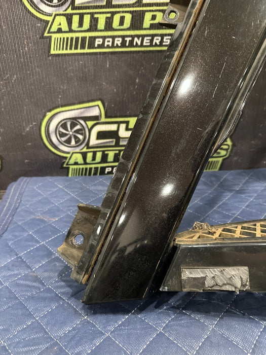 2014 AUDI R8 OEM REAR RIGHT LOWER QUARTER PANEL B PILLAR TRIM 420 853 190 B