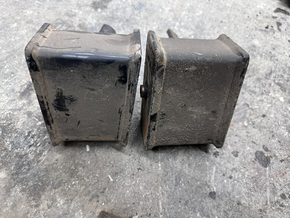 2017-2019 FORD F250 F350 LEFT RIGHT SUSPENSION SPRING SPACER PAIR OEM