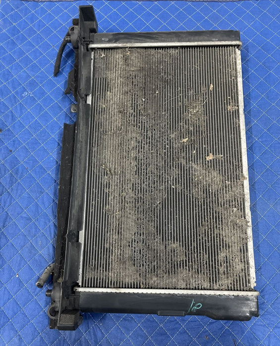 2014 Toyota Prius V Front Radiator Assembly OEM 422134-7780~READ DESCRIPTION~