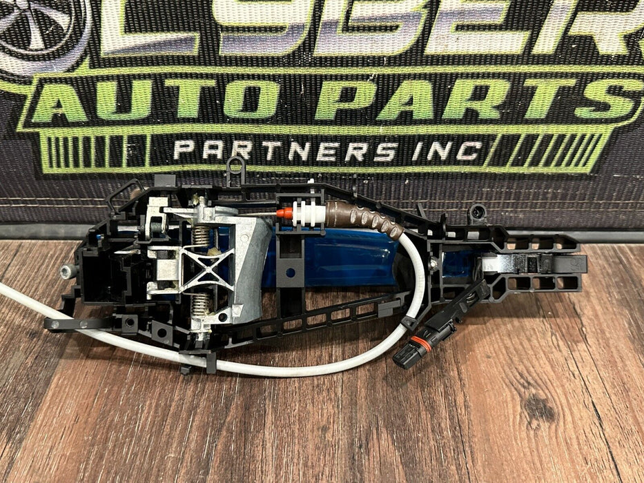 2020 BMW M4 F82 PASSENGER RIGHT DOOR HANDLE LAGUNA SECA BLUE *448* OEM *READ*