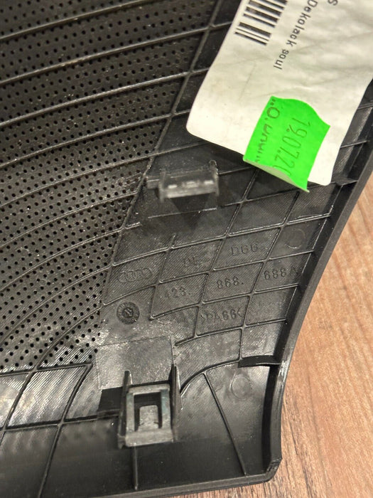 2012 AUDI R8 FRONT RIGHT DOOR SPEAKER COVER OEM 423868688