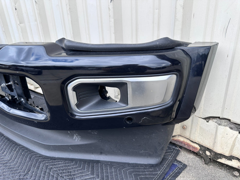 2023 2025 FORD F450 PLATINUM FRONT BUMPER ASSEMBLY AGATE BLACK ~MINOR SCRATCHES~