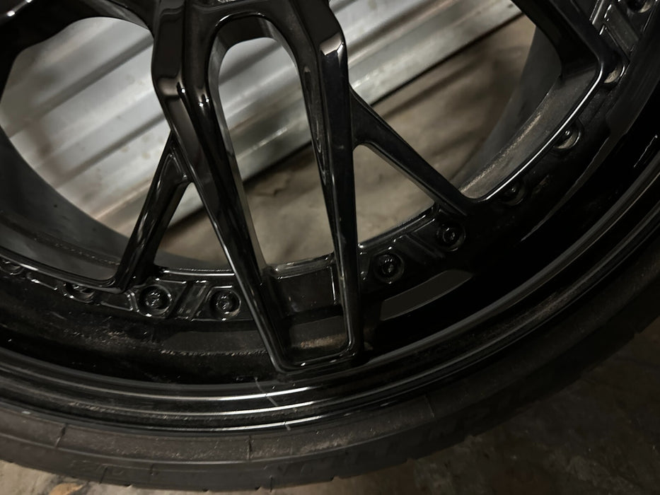 2021 AUDI R8 20X9 5X112 ANRKY FRONT WHEEL RIM TIRE GENUINE OEM ~MINOR BENT~