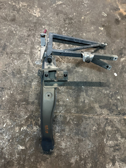 2021 AUDI R8 LEFT RADIATOR SUPPORT BRACKET W FENDER WHEEL ARCH ASSEMBLY OEM