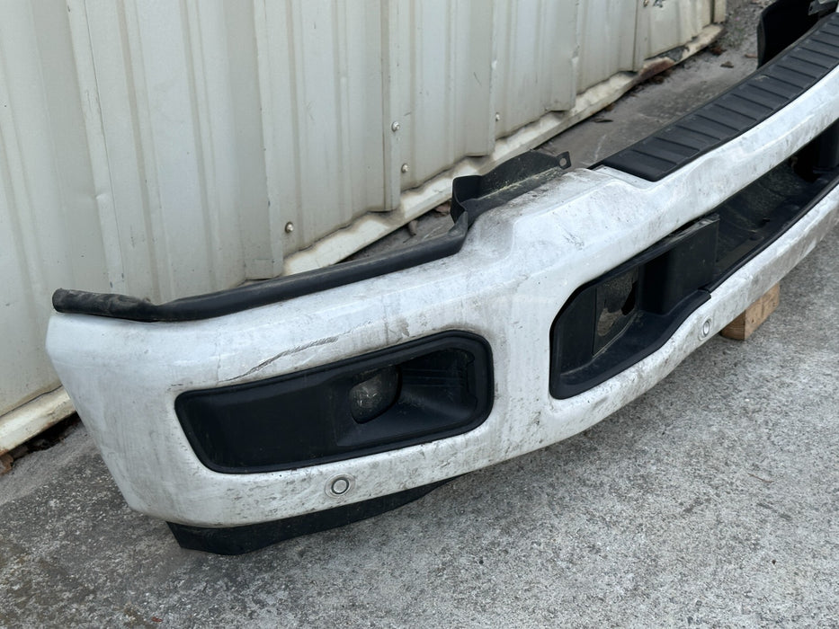 2023 2024 FORD F250 F350 FRONT BUMPER ASSEMBLY STAR WHITE W/ SENSORS OEM