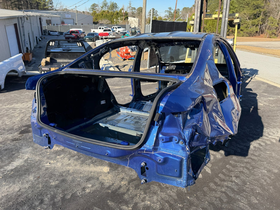 2024 BMW M3 G80 BLUE SHELL FRAME CHASSIS 4 DOOR CARBON ROOF OEM *DAMAGE*
