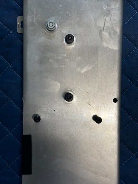2014 AUDI R8 CONTROL MODULE HOLDER MOUNTING BRACKET 420035547C 420 035 547 C