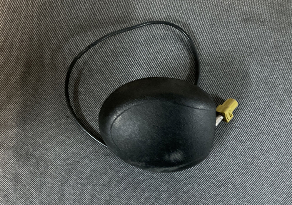 2017 2018 2019 FORD F250 F350 F450 ROOF SHARK FIN W/ ANTENNA OEM