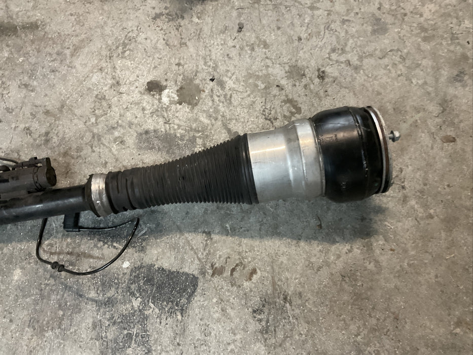 2014 MERCEDES S550 W222 REAR LEFT AIR SUSPENSION SHOCK STRUT OEM