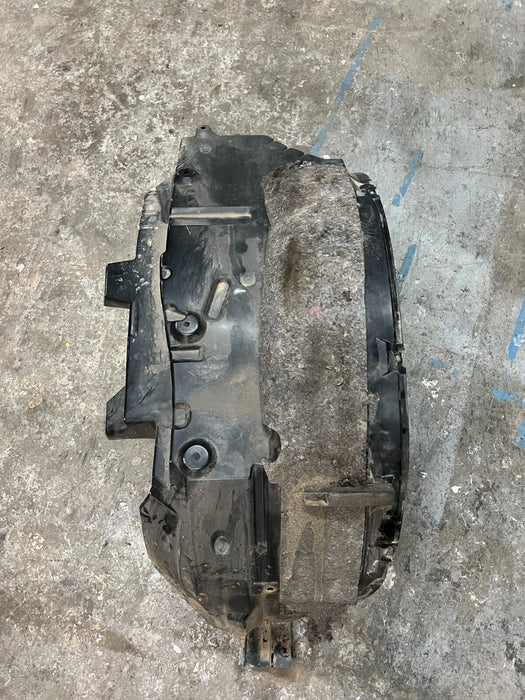 2016 NISSAN TITAN XD FRONT PASSENGER RIGHT FENDER LINER 63830 EZ00A OEM