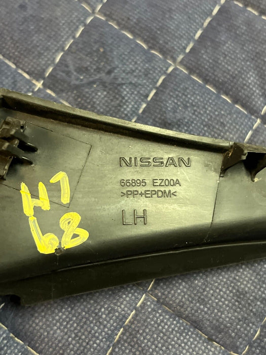 2016 NISSAN TITAN XD LEFT DRIVER SIDE UPPER FENDER MOLDING 66895 EZ00A OEM