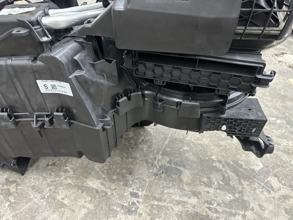 2019 FORD F150 RAPTOR HVAC HEATER BLOWER BOX OEM HL3H-19B555-ST *LOCAL PICKUP!*