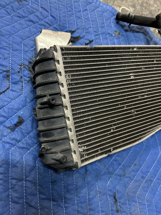 2017 AUDI R8 5.2L V10 REAR RIGHT RADIATOR 4S0 121 212 B 4S0121212B ~DAMAGE~
