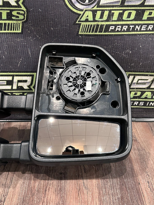 2017-2019 FORD F250 F350 F450 RIGHT CHROME CAP TOW MIRROR OEM *WEAR 13-15*