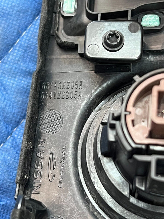 2016 2019 NISSAN TITAN XD FRONT LEFT DRIVER CENTER DASH AIR VENT A/C BEZAL OEM