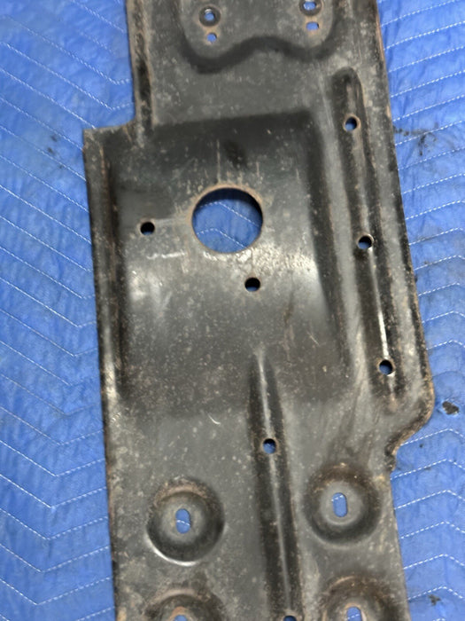 2017 DODGE RAM 3500 MEGA CAB FRONT AXLE TRANSFER CASE SKIDE PLATE 68089777AB OEM