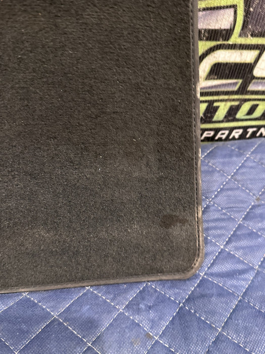 2021 AUDI R8 FRONT RIGHT FOOT REST SUPPORT TRIM COVER PAD PANEL 4S1 864 420