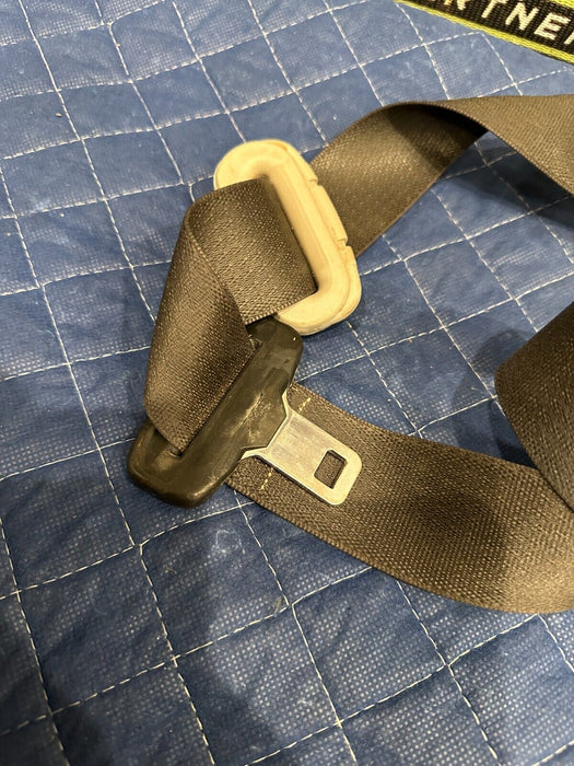 2017 RAM 2500 LARAMIE FRONT PASSENGER RIGHT SEAT BELT RETRACTOR OEM