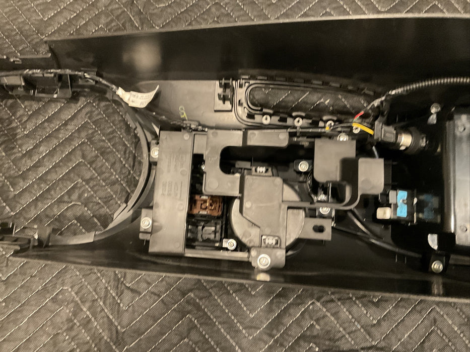 2018 NISSAN 370Z CENTER CONSOLE CUP HOLDER ASSEMBLY OEM 2009-2020