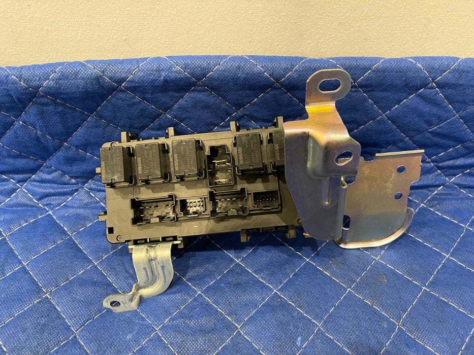 2017 INFINITI Q50 RED SPORT FUSE BOX RELAY UNIT MODULE OEM