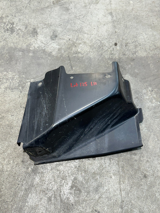 2013 NISSAN 370Z REAR LEFT QUARTER PANEL BRACKET OEM