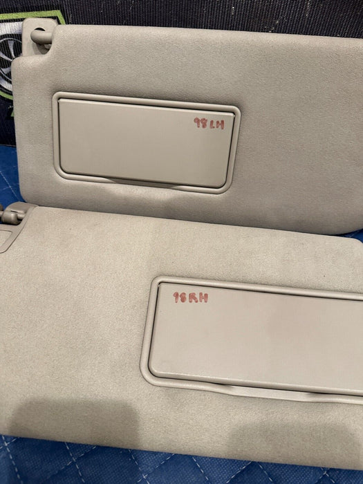 2017-2019 FORD F250 F350 F450 LIMITED SUN VISORS PAIR LEFT RIGHT OEM SUNVISOR