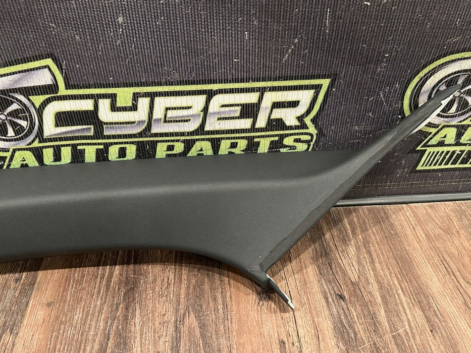 2017-18 AUDI R8 PLUS SPYDER FRONT DRIVER LEFT A PILLAR TRIM OEM 4S7 867 233 B