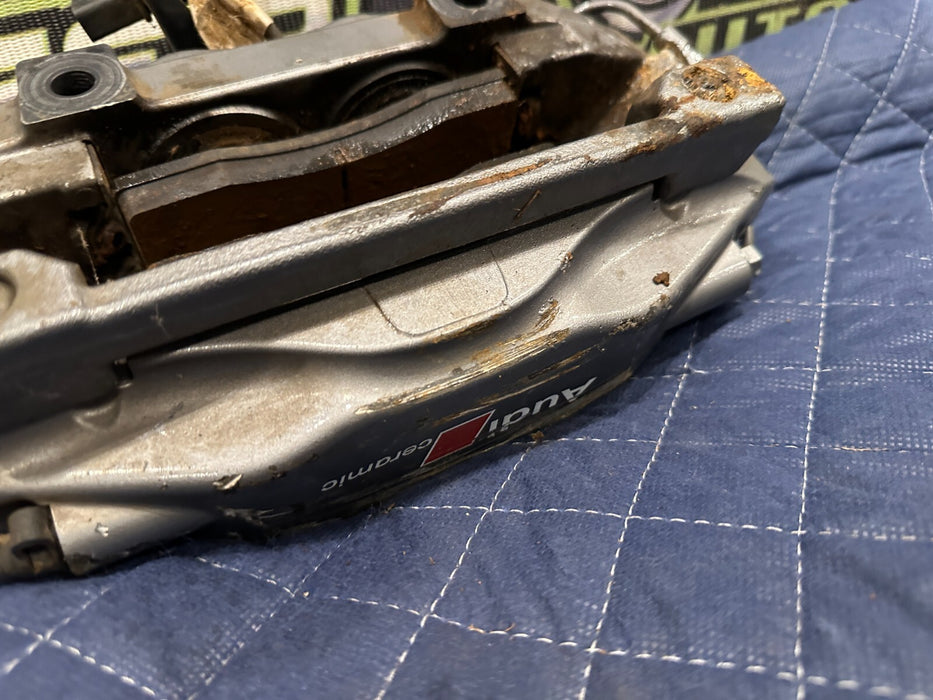 2014 AUDI R8 BREMBO REAR LEFT CARBON CERAMIC BRAKE CALIPER OEM *SCATCHES FLAW*