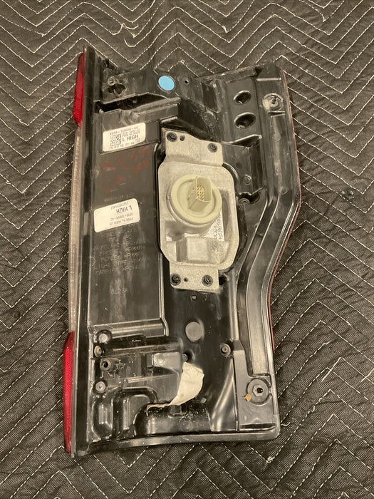 2017 2018 2019 FORD F250 F350 F450 LIMITED TAIL LIGHT LED  *DAMAGE*