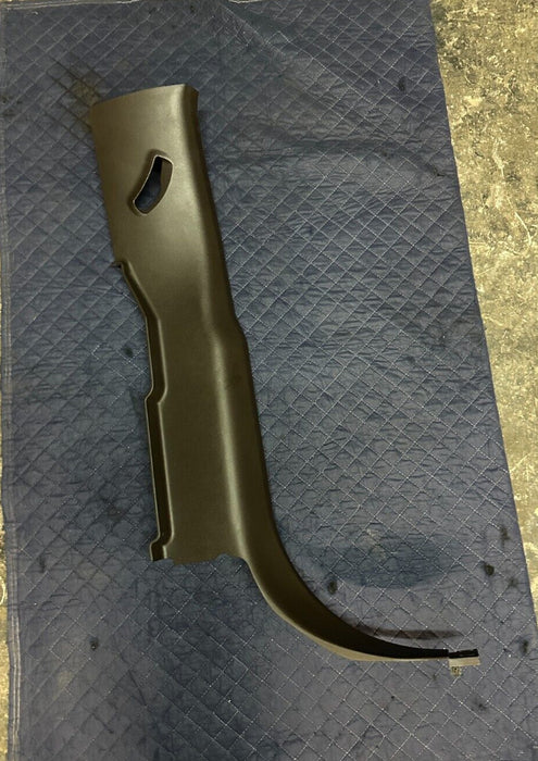 2017-2019 FORD F250 F350 LIMITED DRIVER LEFT C PILLAR TRIM OEM