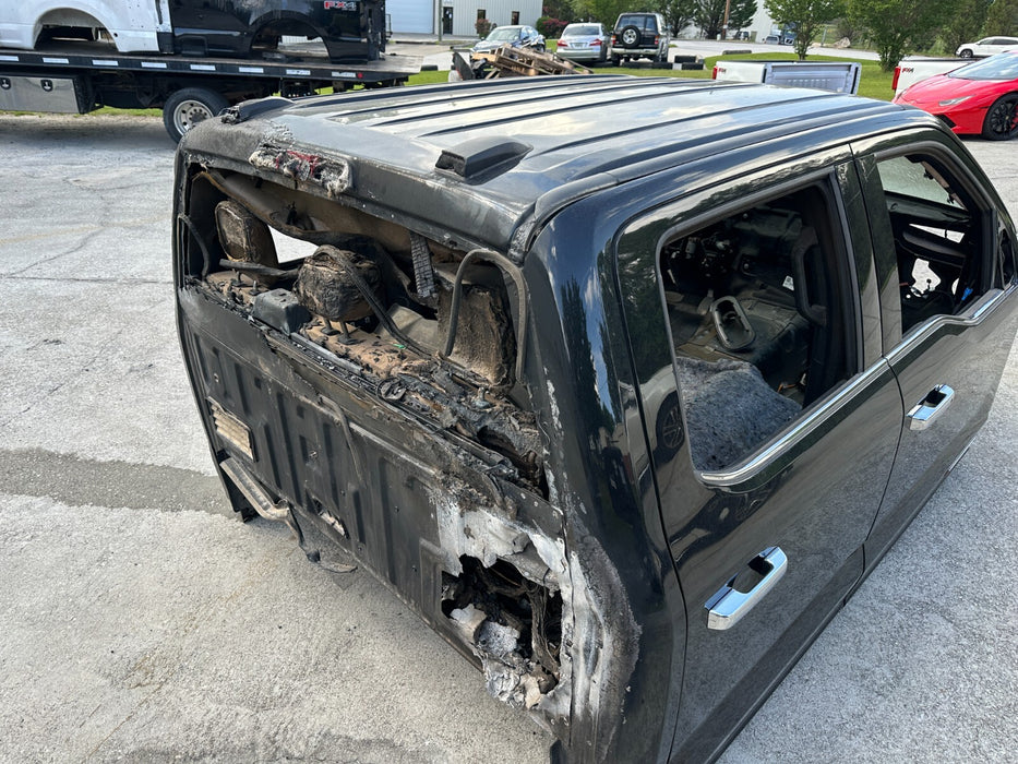 2023 2024 FORD F250 F350 F45 CAB SHELL WITH DOORS OEM *BURN DAMAGE*